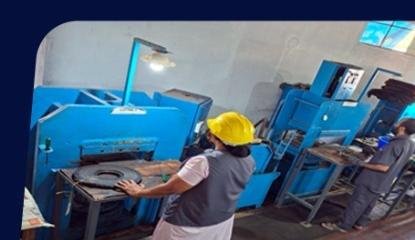 Molding Machine Control and Pressing